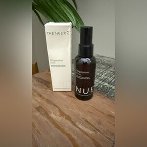 The Nue Co Magnesium & Lavender Ease Sleep. Support Body Spray 2 Fl
Oz 60ml NIB